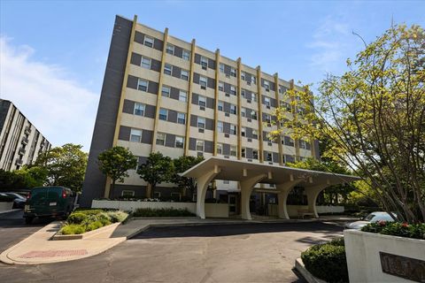 A home in Wilmette