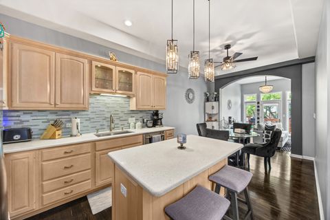 Tiny photo for 842 N Maple Avenue, Palatine, IL 60067 (MLS # 12526897)