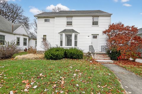 Photo of 922 S Mill Street, Pontiac, IL 61764 (MLS # 12533307)