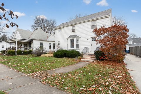 Tiny photo for 922 S Mill Street, Pontiac, IL 61764 (MLS # 12533307)