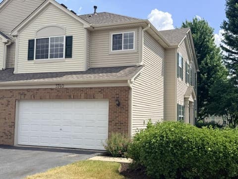 Photo of 3740 Pope Court #740-4, Plano, IL 60545 (MLS # 12718318)