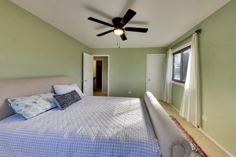 Tiny photo for 1440 Stonebridge Circle #J12, Wheaton, IL 60189 (MLS # 12681476)