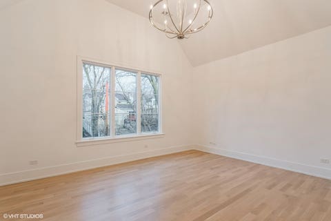 Tiny photo for 946 S Garfield Street, Hinsdale, IL 60521 (MLS # 12570800)