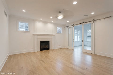 Tiny photo for 946 S Garfield Street, Hinsdale, IL 60521 (MLS # 12570800)
