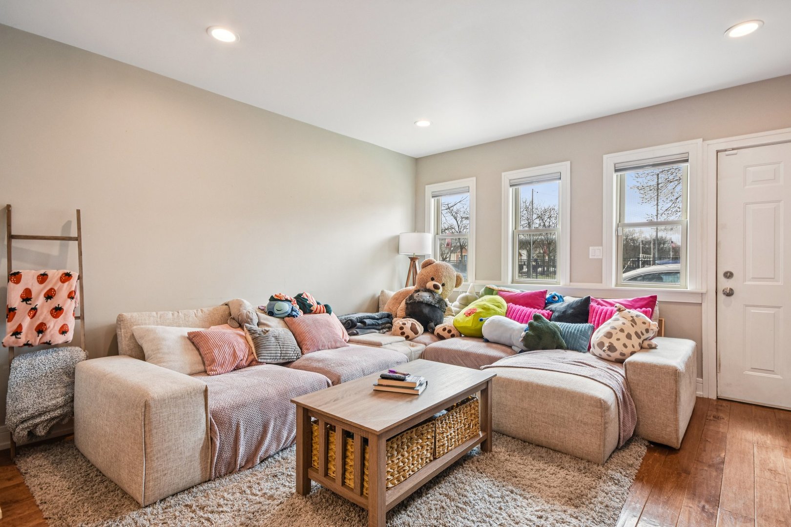 3806 W Armitage Avenue