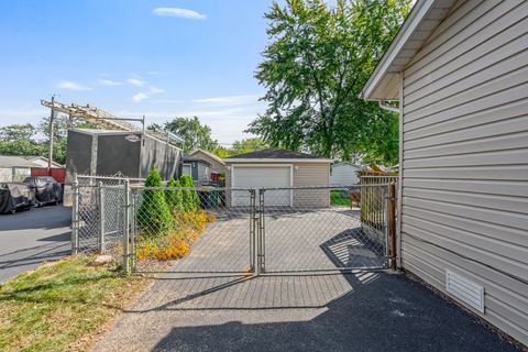Tiny photo for 1105 Shoals Drive, Lockport, IL 60441 (MLS # 12467863)