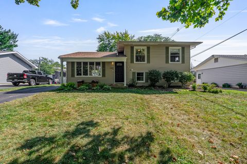 Photo of 1105 Shoals Drive, Lockport, IL 60441 (MLS # 12467863)