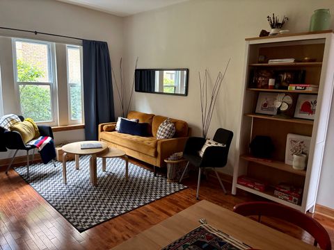 Tiny photo for 4411 N Sacramento Avenue #1, Chicago, IL 60625 (MLS # 12479226)