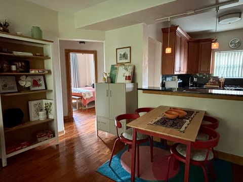 Tiny photo for 4411 N Sacramento Avenue #1, Chicago, IL 60625 (MLS # 12479226)