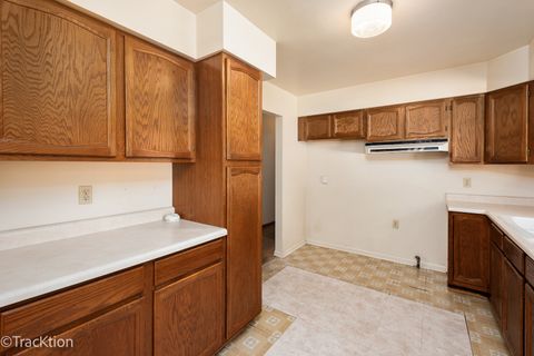 Tiny photo for 756 N Edgelawn Drive, Aurora, IL 60506 (MLS # 12466138)