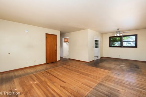Tiny photo for 756 N Edgelawn Drive, Aurora, IL 60506 (MLS # 12466138)