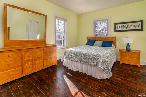 Tiny photo for 509 W MAIN Street, Carbondale, IL 62901 (MLS # 12590681)