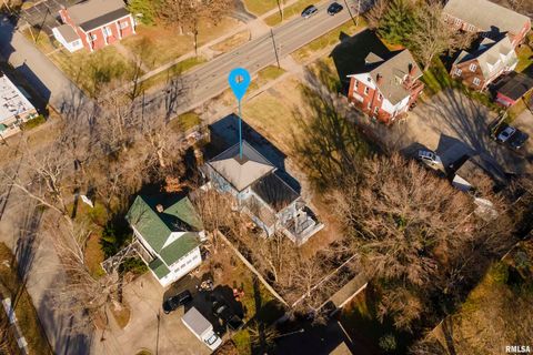 Tiny photo for 509 W MAIN Street, Carbondale, IL 62901 (MLS # 12590681)