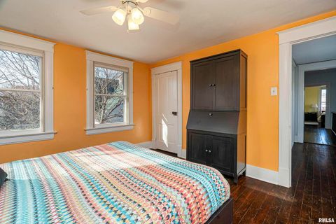 Tiny photo for 509 W MAIN Street, Carbondale, IL 62901 (MLS # 12590681)