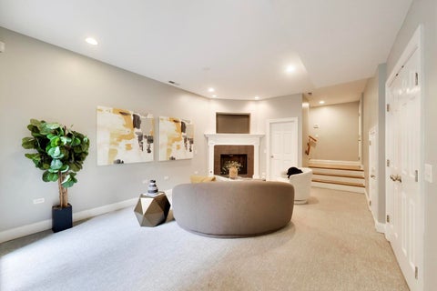Tiny photo for 1887 N POE Street #1R, Chicago, IL 60614 (MLS # 12767272)