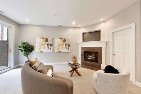 Tiny photo for 1887 N POE Street #1R, Chicago, IL 60614 (MLS # 12767272)