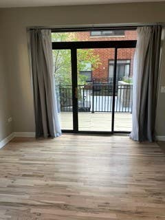 Tiny photo for 1529 S State Street #4B, Chicago, IL 60605 (MLS # 12661684)