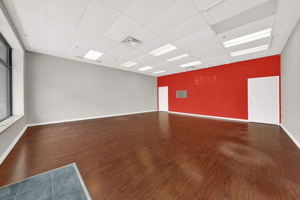 4326 S Pulaski Road
