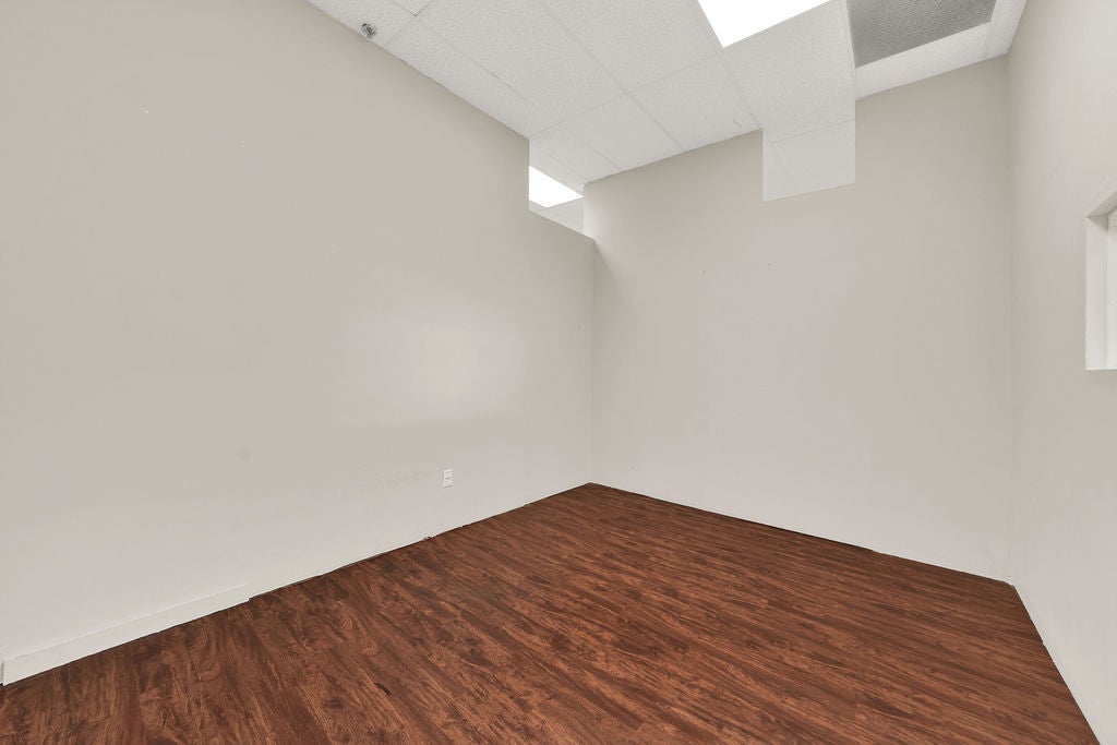 4326 S Pulaski Road