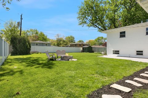Tiny photo for 1910 Richard Street, Aurora, IL 60506 (MLS # 12621681)