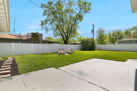 Tiny photo for 1910 Richard Street, Aurora, IL 60506 (MLS # 12621681)