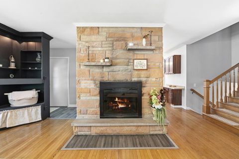 Tiny photo for 1910 Richard Street, Aurora, IL 60506 (MLS # 12621681)