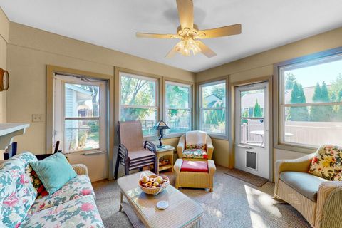 Tiny photo for 1517 White Trail, Elk Grove Village, IL 60007 (MLS # 12486147)