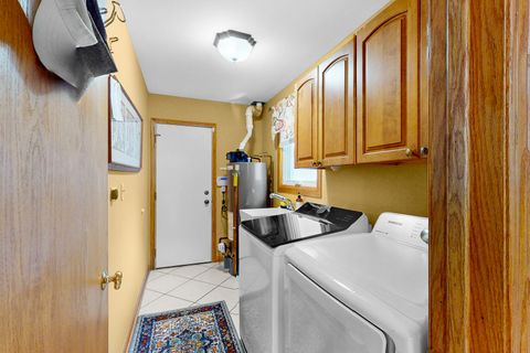 Tiny photo for 1517 White Trail, Elk Grove Village, IL 60007 (MLS # 12486147)