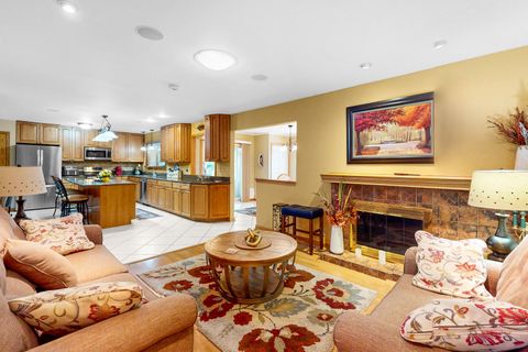 Tiny photo for 1517 White Trail, Elk Grove Village, IL 60007 (MLS # 12486147)