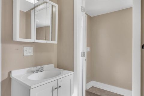 Tiny photo for 1330 W 7TH Street, Davenport, IA 52802 (MLS # 12605200)