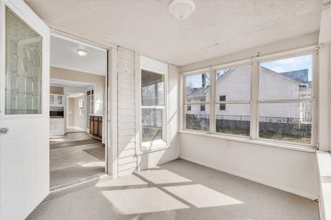 Tiny photo for 1330 W 7TH Street, Davenport, IA 52802 (MLS # 12605200)