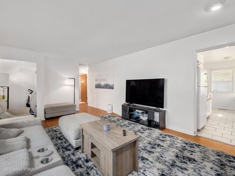 Tiny photo for 405 Greenfield Avenue, Glen Ellyn, IL 60137 (MLS # 12623565)