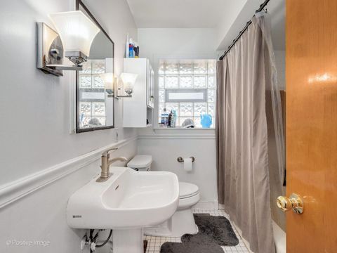 Tiny photo for 405 Greenfield Avenue, Glen Ellyn, IL 60137 (MLS # 12623565)