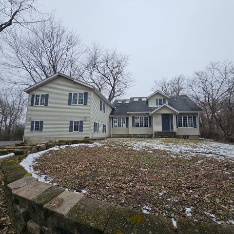 Photo of 181 Old Sutton Road, Barrington, IL 60010 (MLS # 12527000)