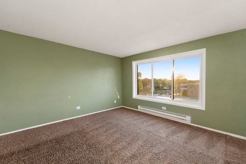 Tiny photo for 6421 Pershing Road #404, Stickney, IL 60402 (MLS # 12540581)
