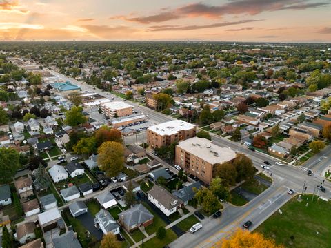 Tiny photo for 6421 Pershing Road #404, Stickney, IL 60402 (MLS # 12540581)