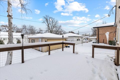 Tiny photo for 9341 S 82nd Avenue, Hickory Hills, IL 60457 (MLS # 12551220)