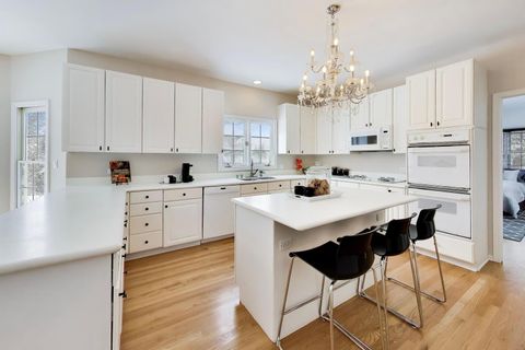 Tiny photo for 1563 Suzann Terrace, Northbrook, IL 60062 (MLS # 12592853)