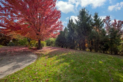 Tiny photo for 1563 Suzann Terrace, Northbrook, IL 60062 (MLS # 12592853)