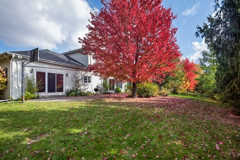 Tiny photo for 1563 Suzann Terrace, Northbrook, IL 60062 (MLS # 12592853)