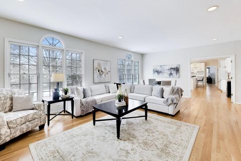 Tiny photo for 1563 Suzann Terrace, Northbrook, IL 60062 (MLS # 12592853)