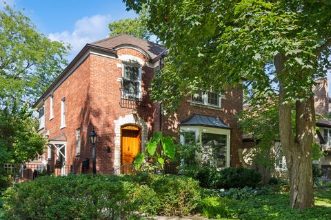 6450 N Nokomis Avenue Chicago IL 60646