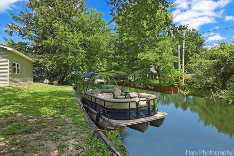 Tiny photo for 37925 N Lake Vista Terrace, Spring Grove, IL 60081 (MLS # 12488242)