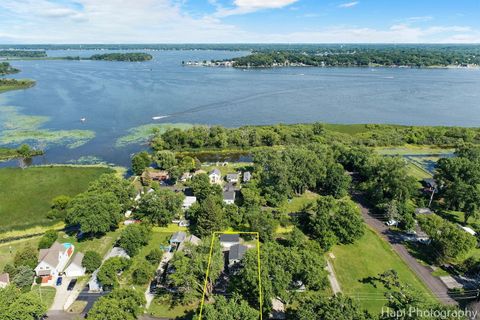 Tiny photo for 37925 N Lake Vista Terrace, Spring Grove, IL 60081 (MLS # 12488242)