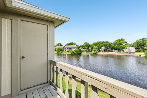 Tiny photo for 1728 N Emerald Bay #4, Palatine, IL 60074 (MLS # 12691182)
