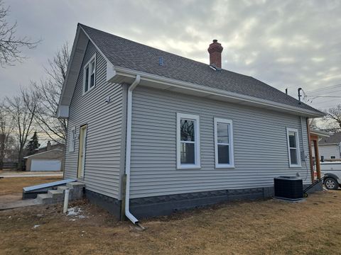 Tiny photo for 2003 6th Street, Fulton, IL 61252 (MLS # 12656841)