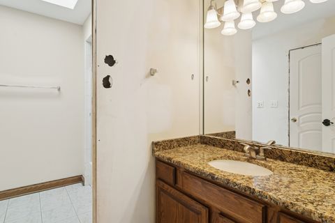 Tiny photo for 22 Wedgewood Drive, Hawthorn Woods, IL 60047 (MLS # 12550659)