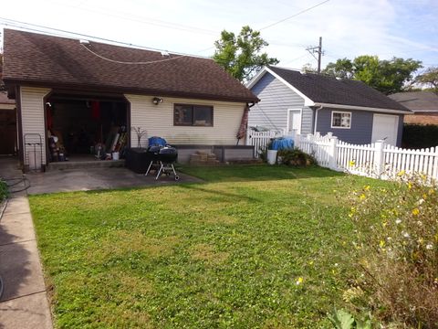 Tiny photo for 7811 W Thorndale Avenue, Chicago, IL 60631 (MLS # 12498456)