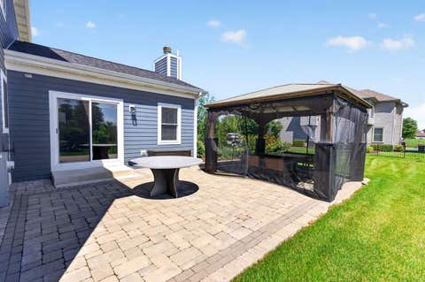Tiny photo for North Aurora, IL 60542 (MLS # 12740336)