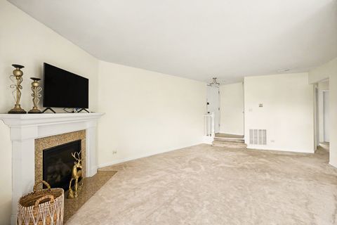 Tiny photo for 1737 Harrow Court #D, Wheaton, IL 60189 (MLS # 12614627)